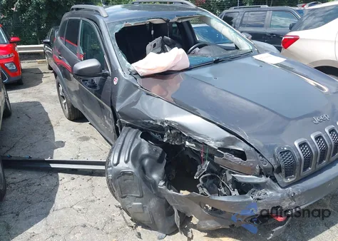 2015 Jeep Cherokee Trailhawk from USA, damaged, VIN 1C4PJMBS5FW687743